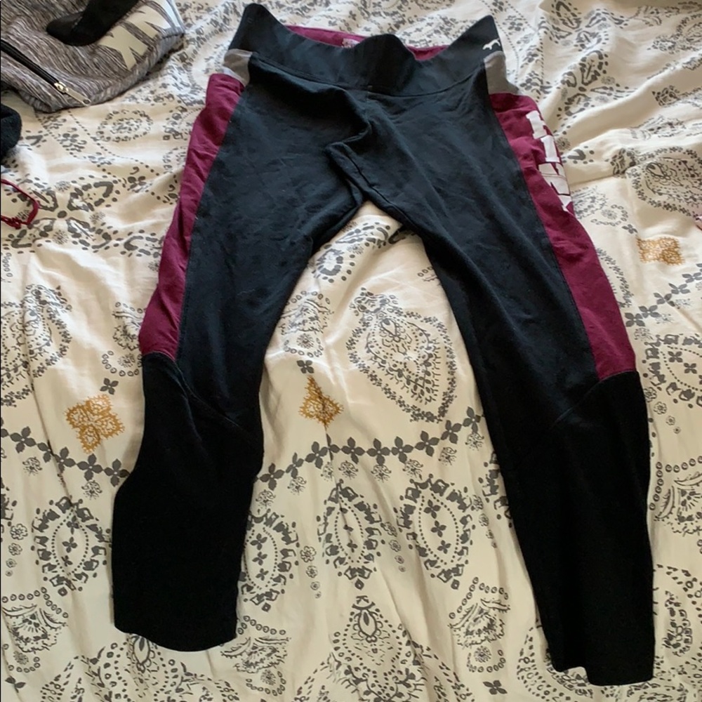 VS PINK LEGGINGS SIZE L